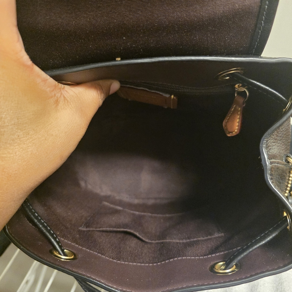 Hadley Backpack - Picture 4 of 8